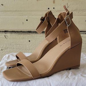 Torrid Square Toe Demi Wedge (WW)